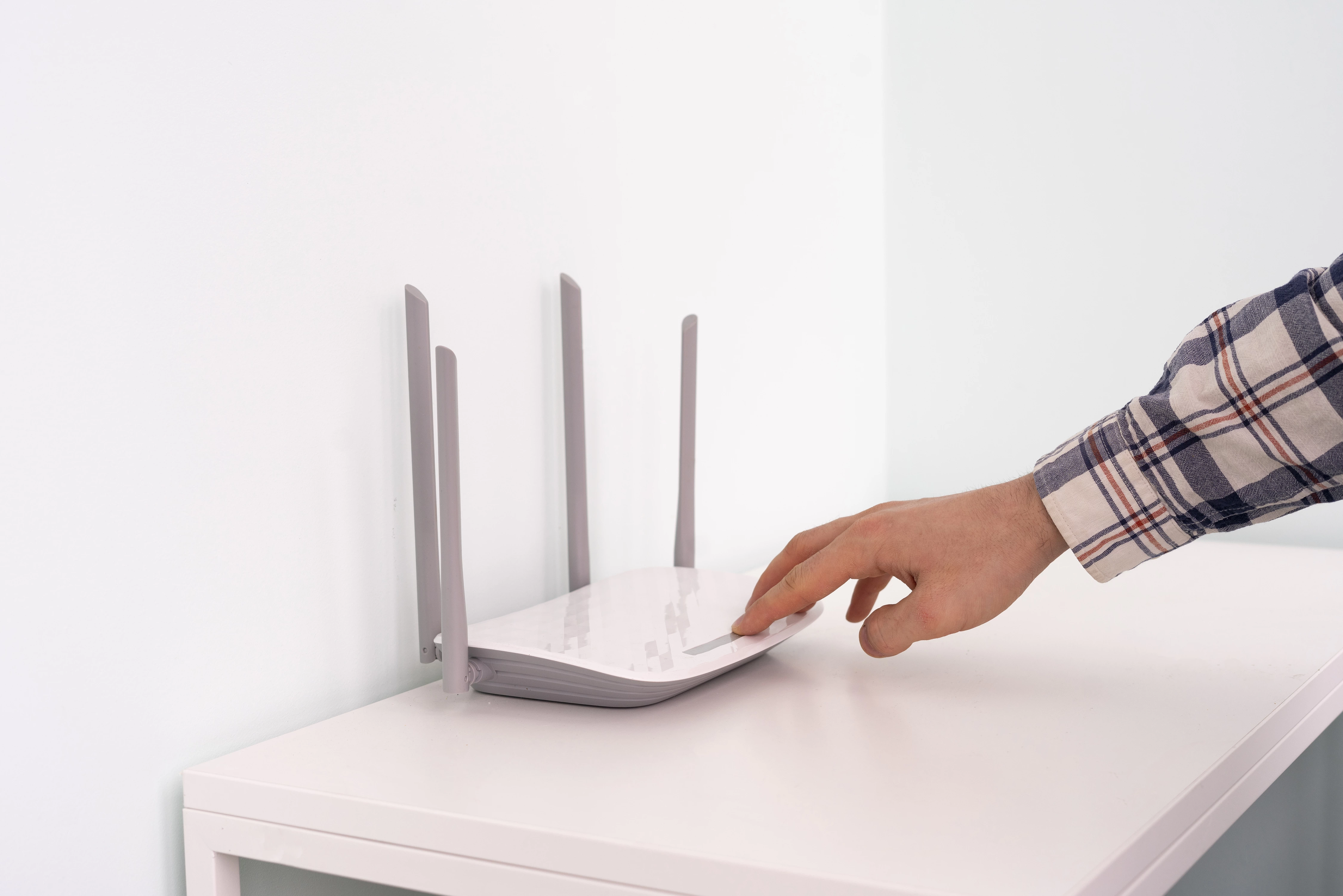 wi-fi, sinal do wi-fi, como melhorar o sinal do wi-fi, dicas para melhorar o sinal do wi-fi, como funciona o wi-fi, como melhorar o sinal do wi-fi no celular, internet oscilando